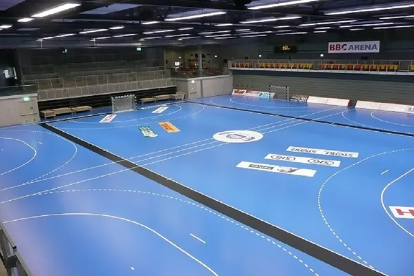 Handballzentrum - TRAVELLING TO SUCCESS
