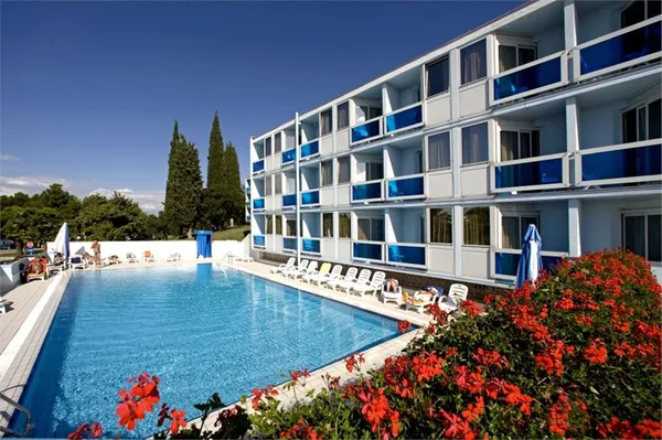 Hotel Plavi Kroatien