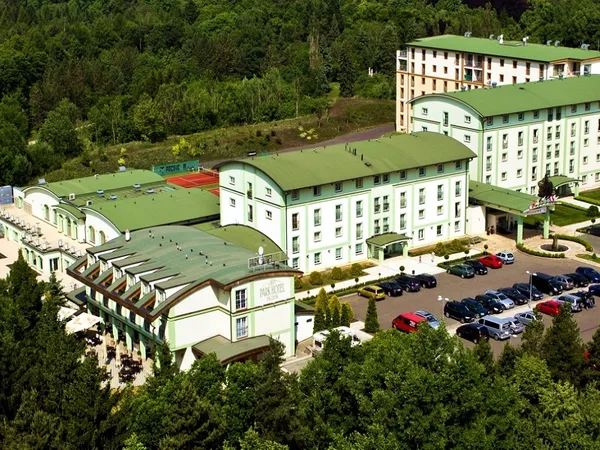 Parkhotel - TRAVELLING TO SUCCESS