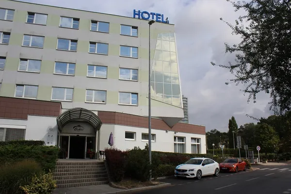 Hotel Cechie - TRAVELLING TO SUCCESS